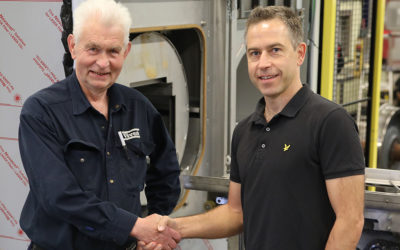 Grattis Jan på 70-årsdagen! Och dagen till ära firas som vilken vanlig dag som helst – att jobba i plåtavdelningen på Viverk.