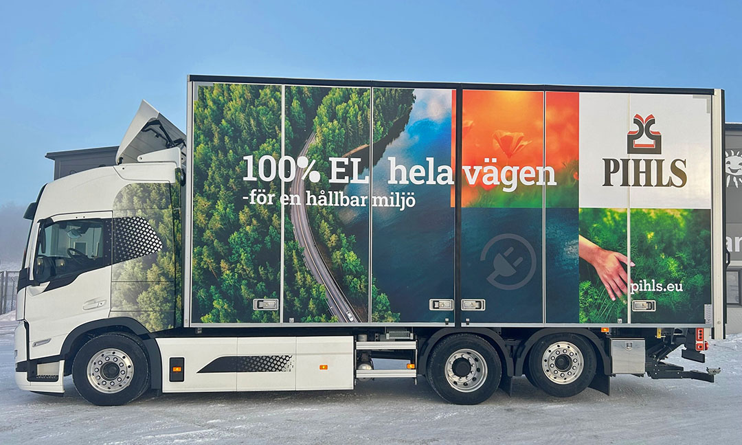 Pihls Sweden AB investerar i miljön och sköter en ökande andel transporter med eldrivna fordon som laddas med miljömärkt el.