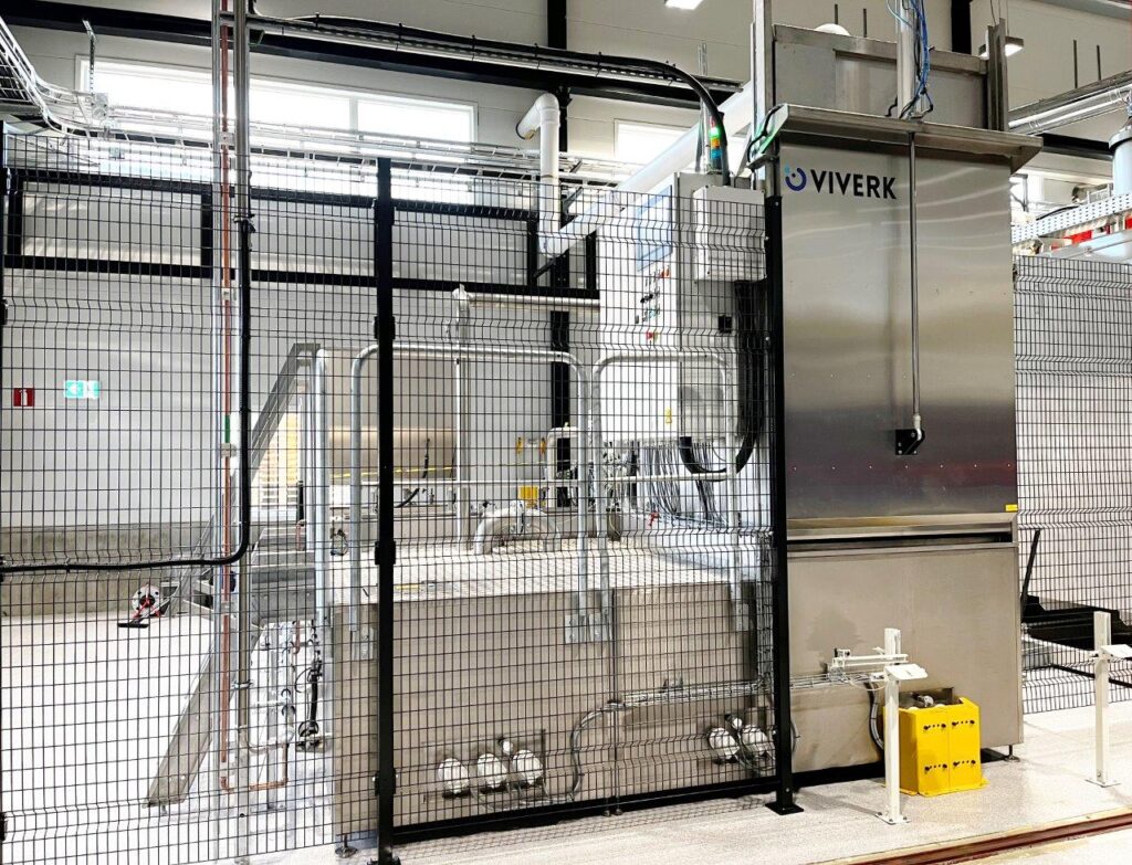 Viverk-tvätten har integrerats med övrig utrustning och automation. 